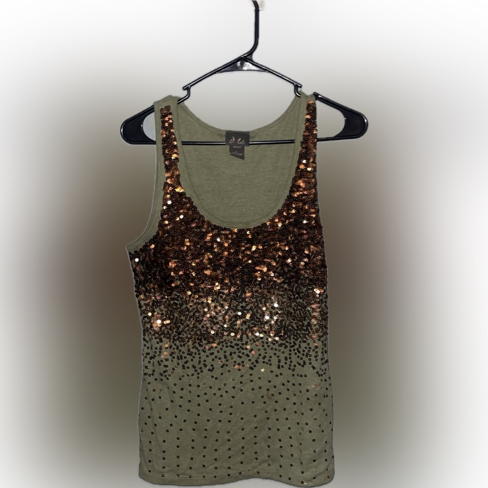Women’s tank top